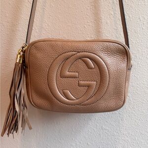 Gucci Soho Disco Crossbody Bag – Nude/Tan – Authentic – Full Set